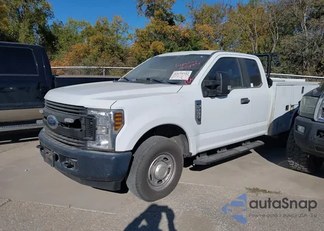 2018 Ford F-250 Xl z USA, uszkodzony, nr VIN 1FD7X2A68JEC48070
